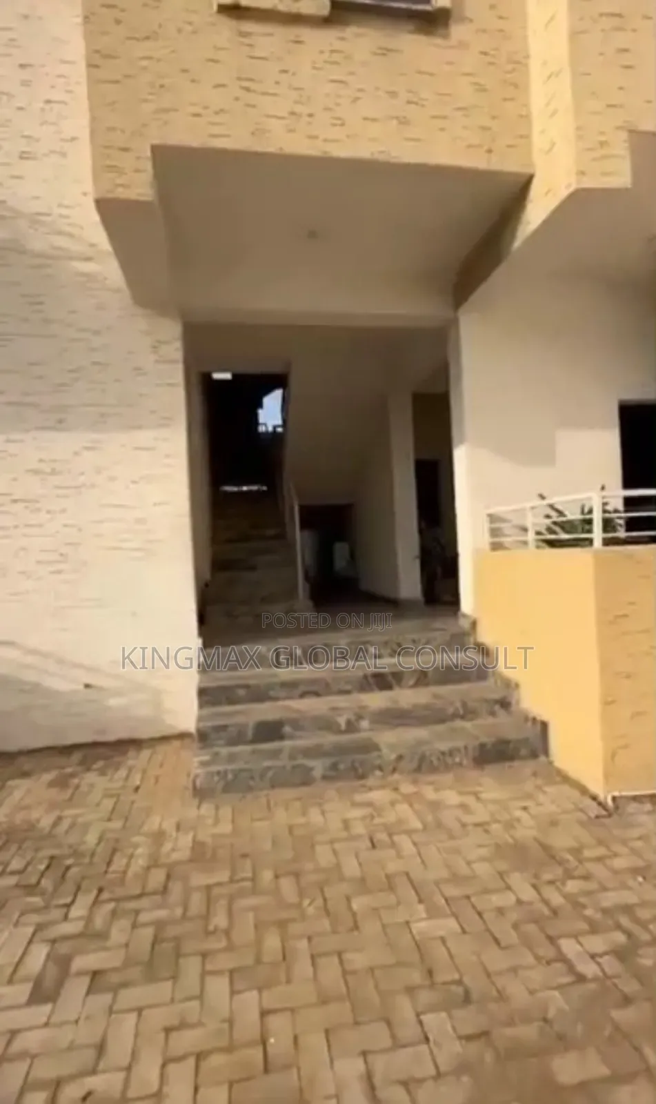 3bdrm Apartment in Jahi Abuja for sale