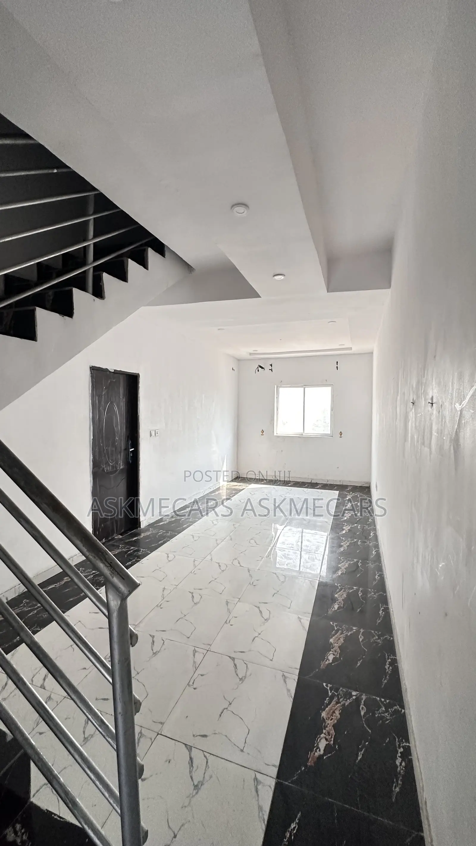 4bdrm Maisonette in Gra, Abijo for rent