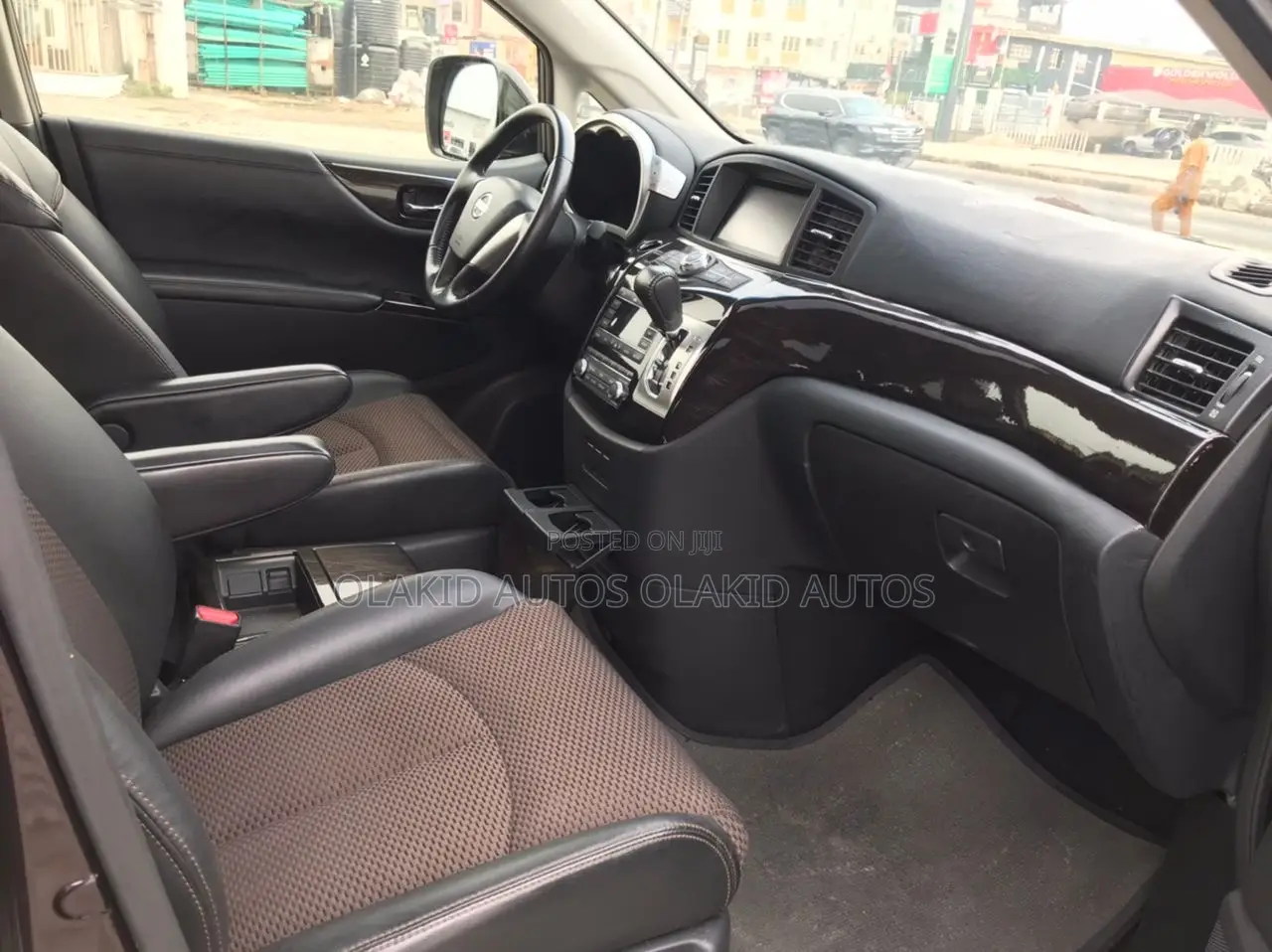 Nissan Elgrand 2013 Black