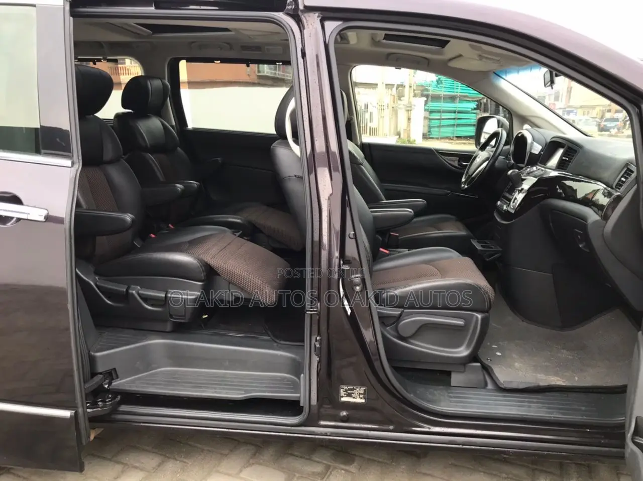 Nissan Elgrand 2013 Black