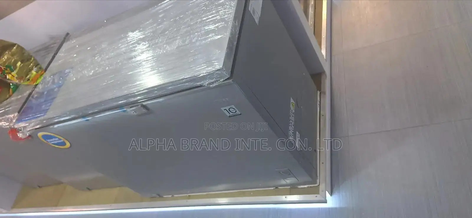 Midea 300lt Inverter Freezer