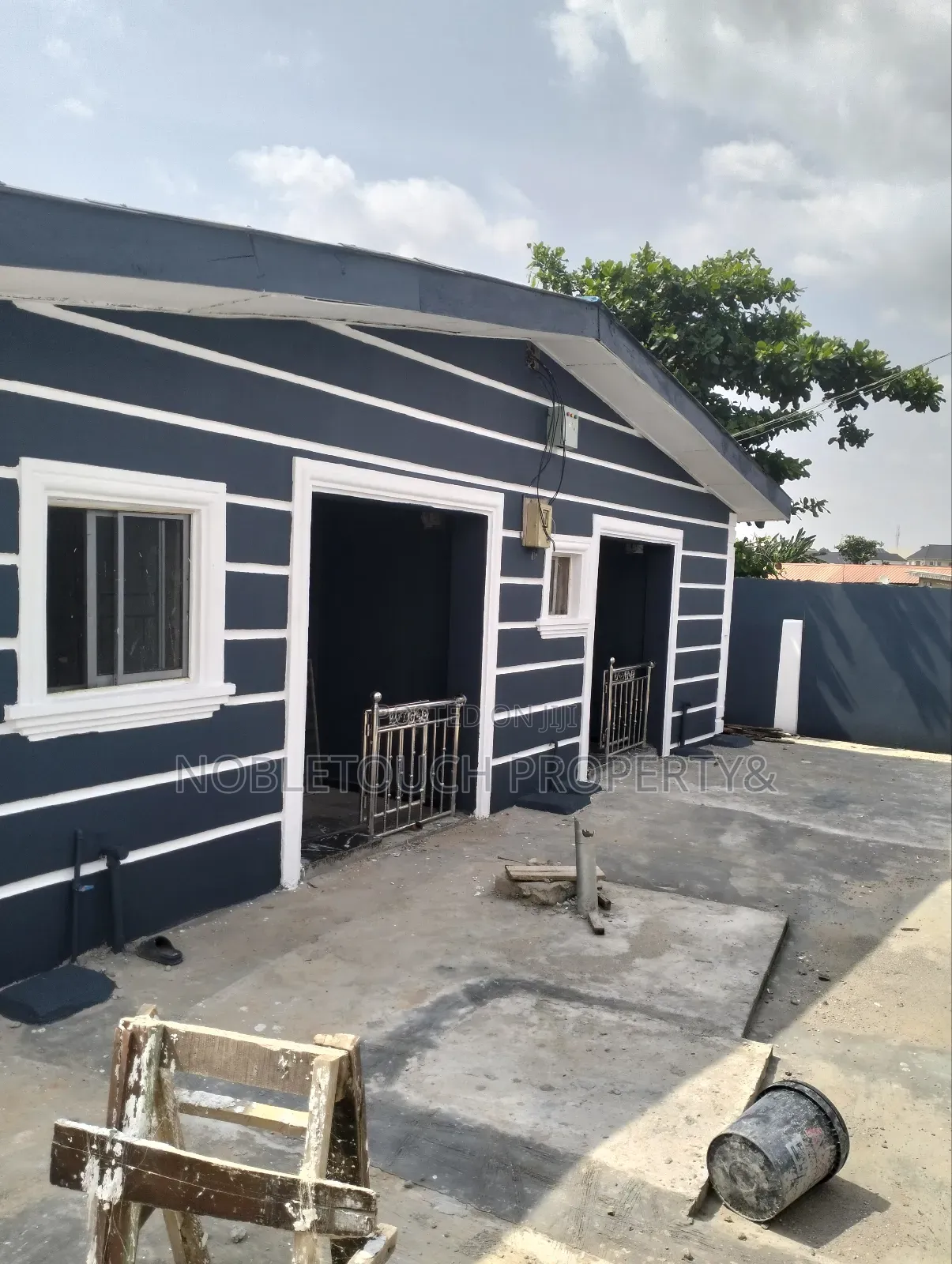 1bdrm Bungalow in Ikotun Igando Lagos for sale
