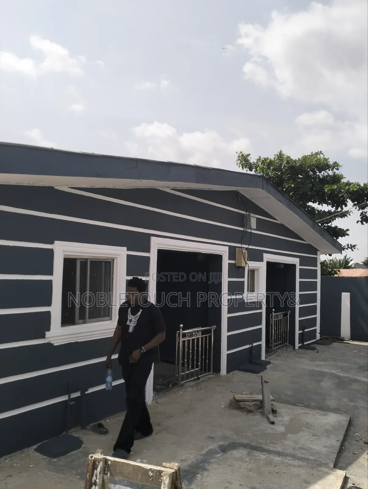 1bdrm Bungalow in Ikotun Igando Lagos for sale