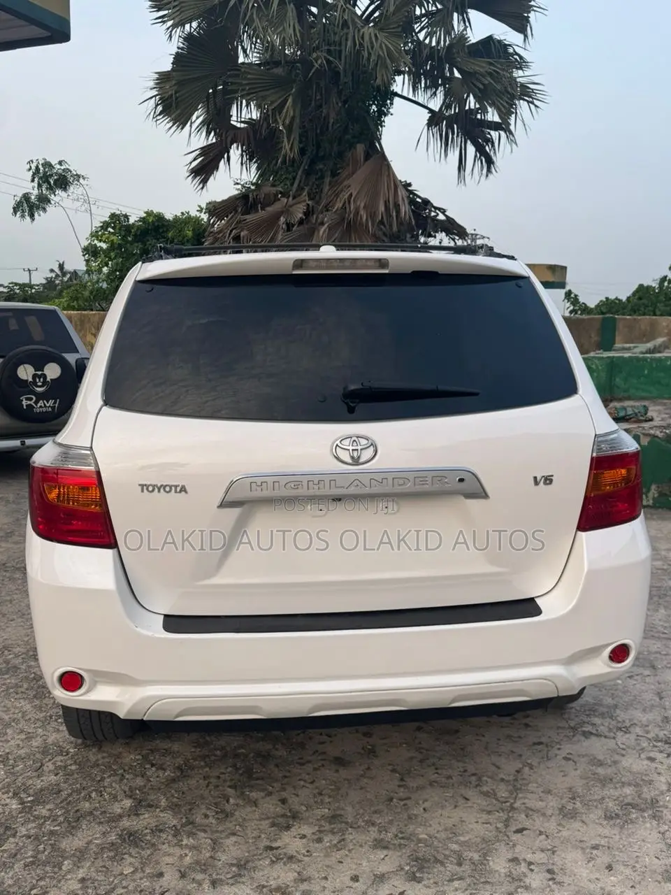 Toyota Highlander Limited 2010 White
