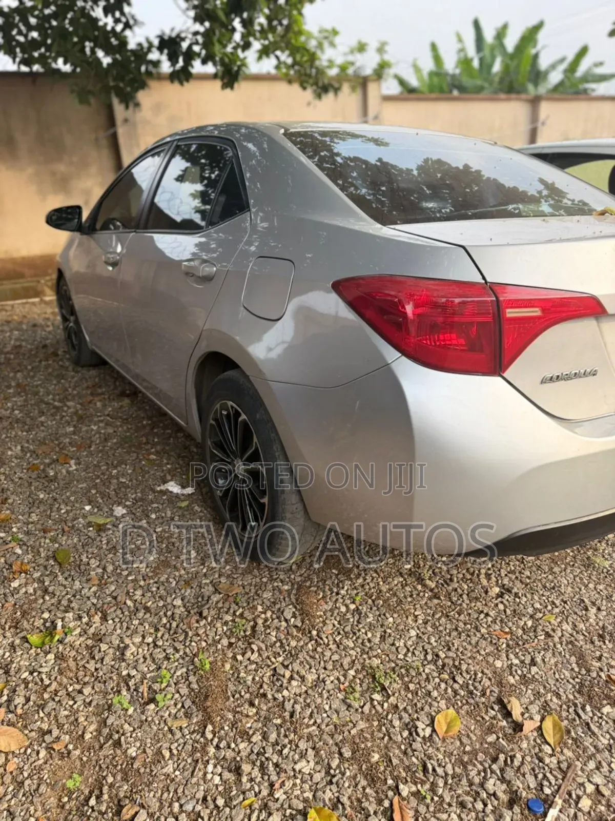 Toyota Corolla LE ECO 4dr Sedan (1.8L 4cyl CVT) 2017 Silver