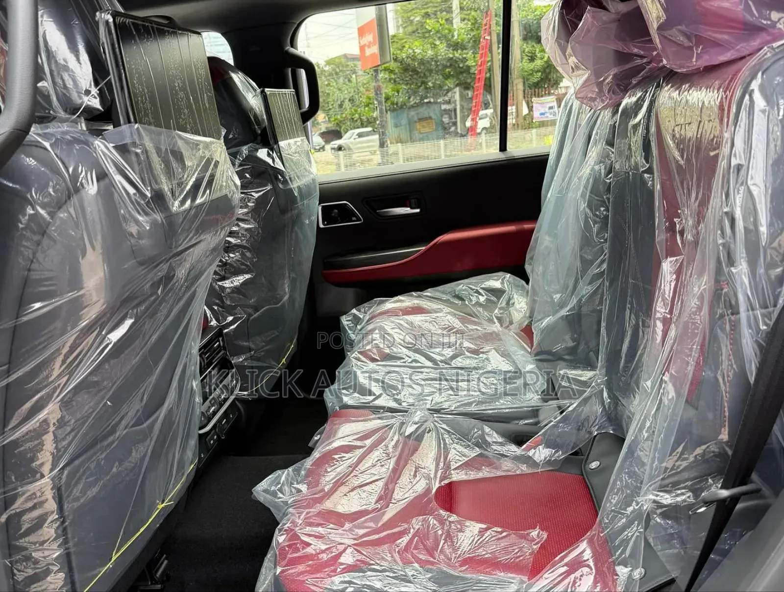 New Toyota Land Cruiser LC300 2025 Black