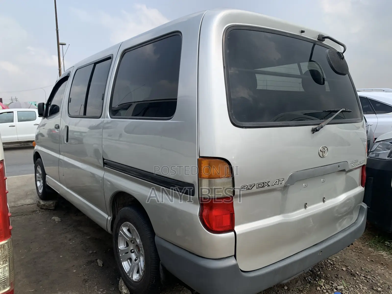 Toyota Grand HiAce 2005 Silver