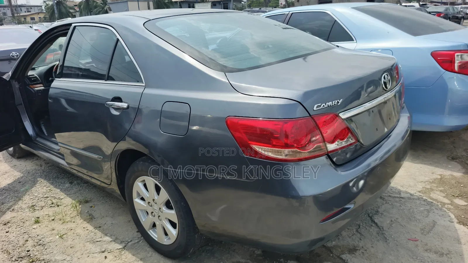Toyota Camry 2.4 XLE 2008 Gray