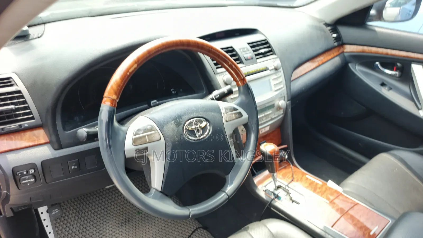 Toyota Camry 2.4 XLE 2008 Gray