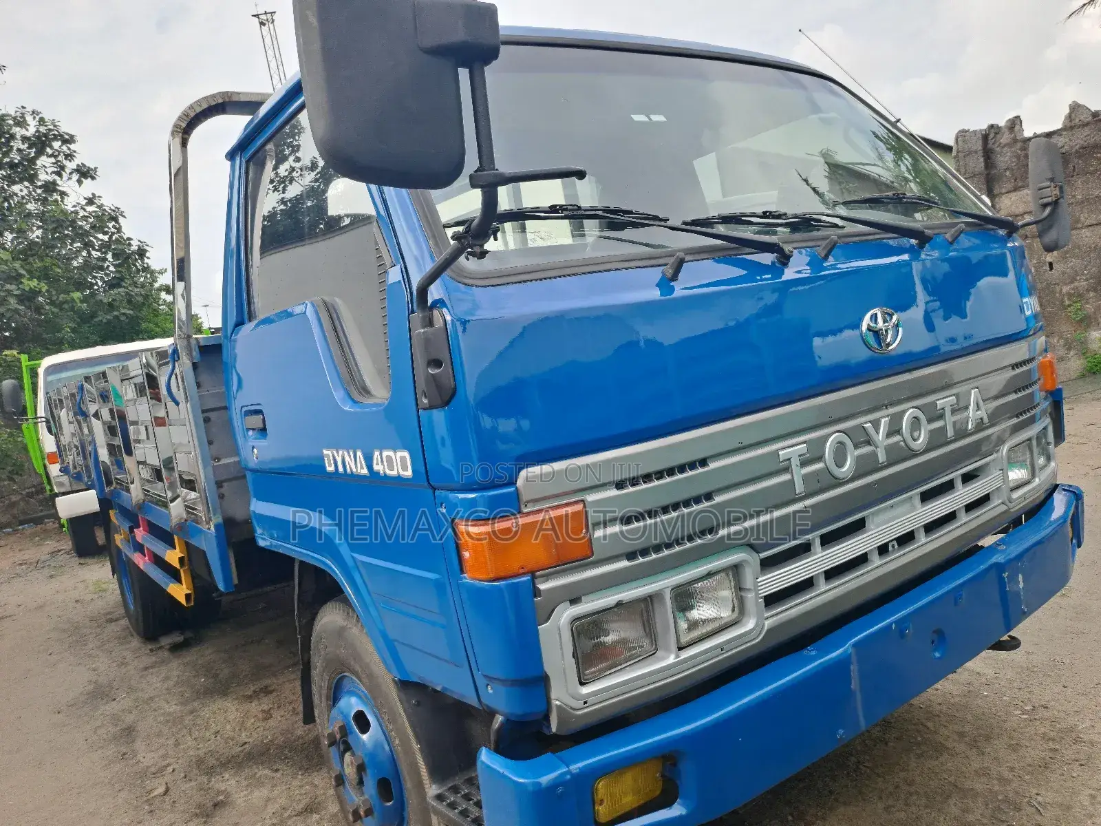 Toyota Dyna400 7tones Capacity