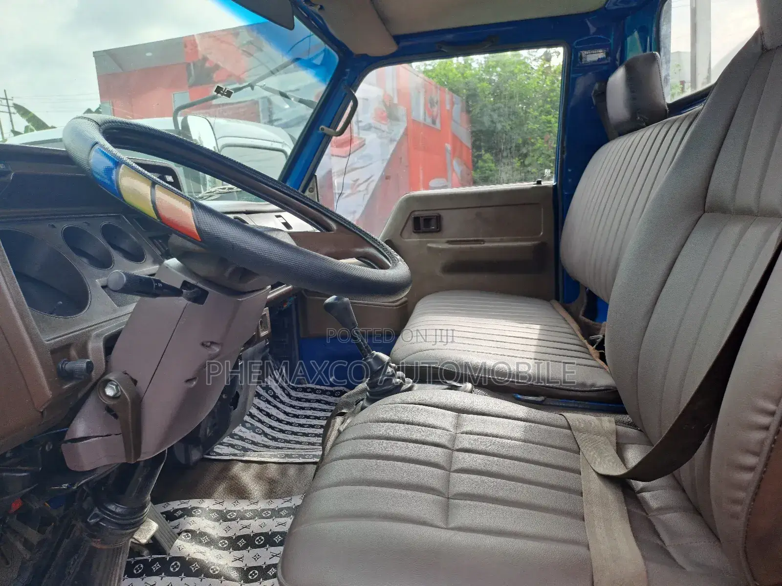 Toyota Dyna400 7tones Capacity