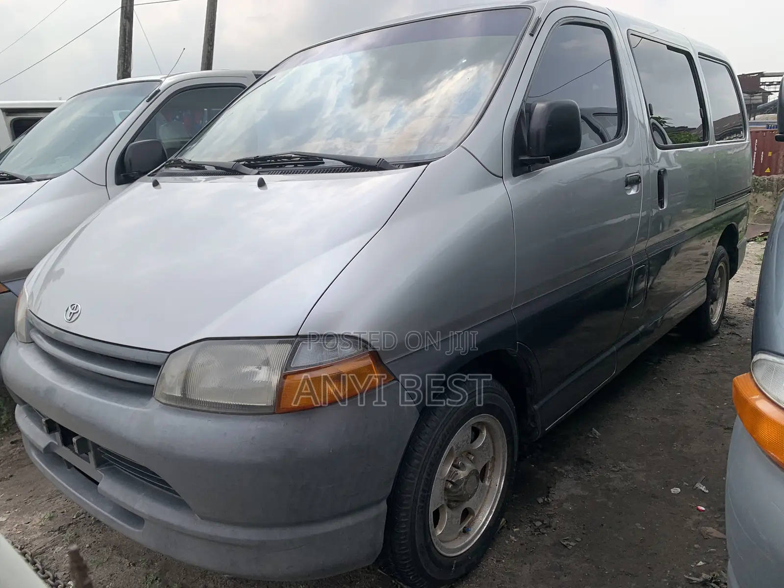 Toyota Grand HiAce 2005 Grey