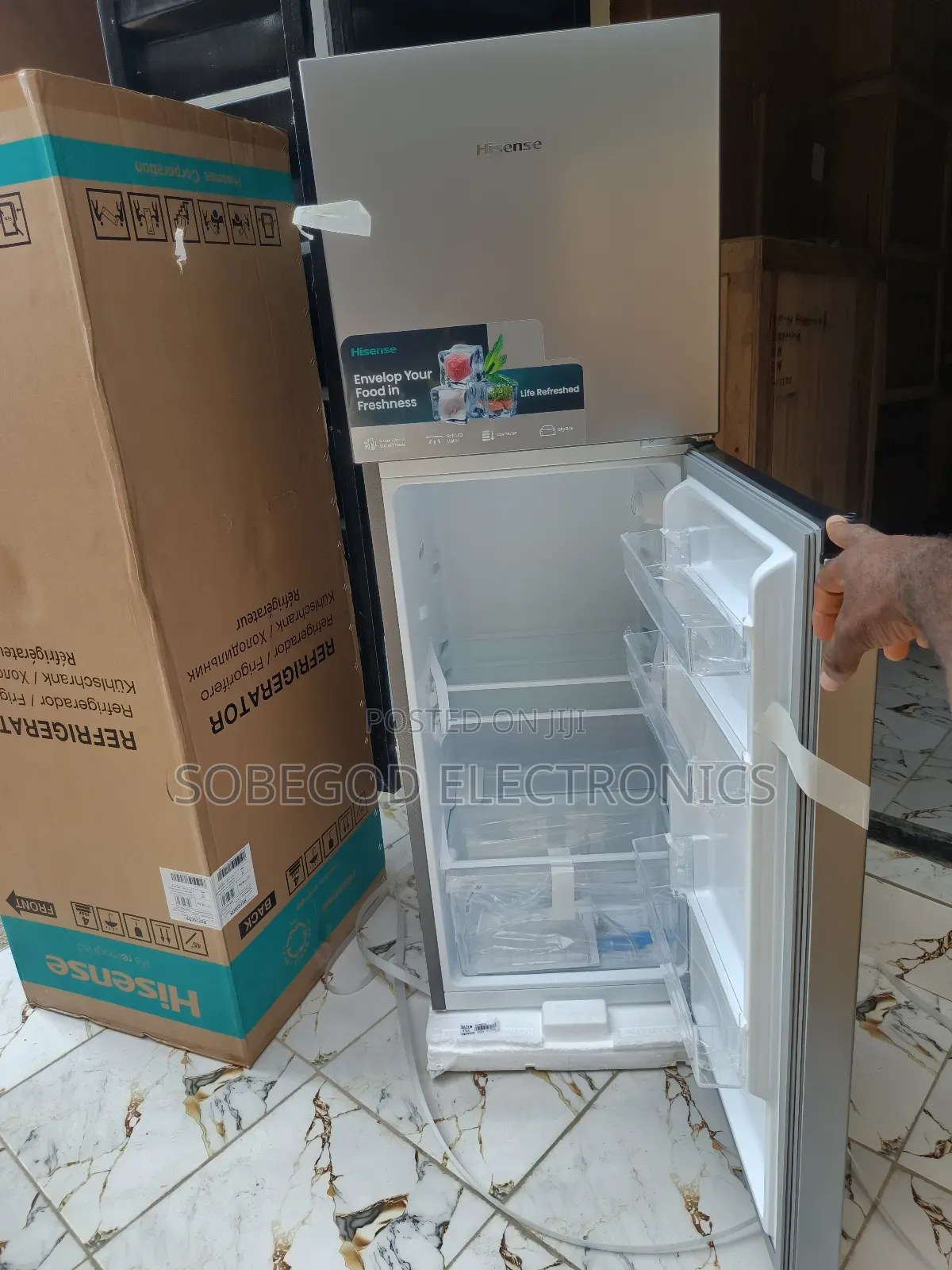 Original Hisense Top Freezer Refrigerator 154l
