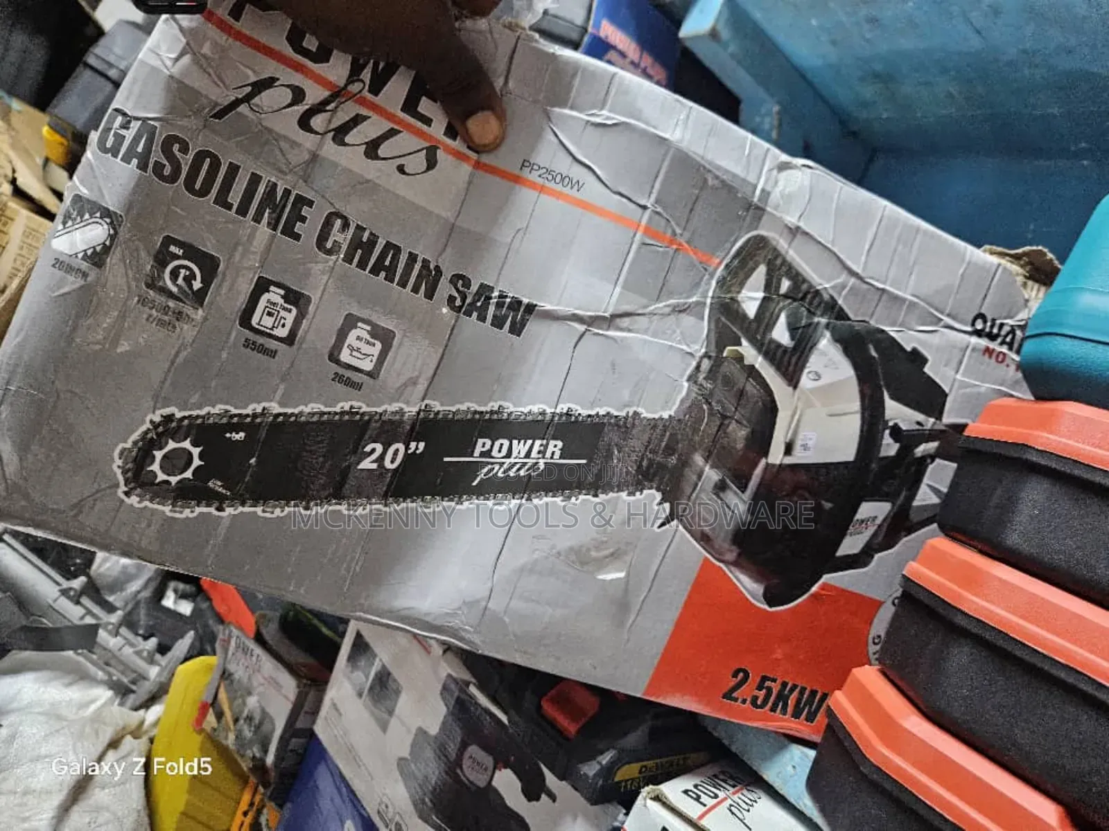 Power Plus Pp2500w Gasoline Chain Saw.