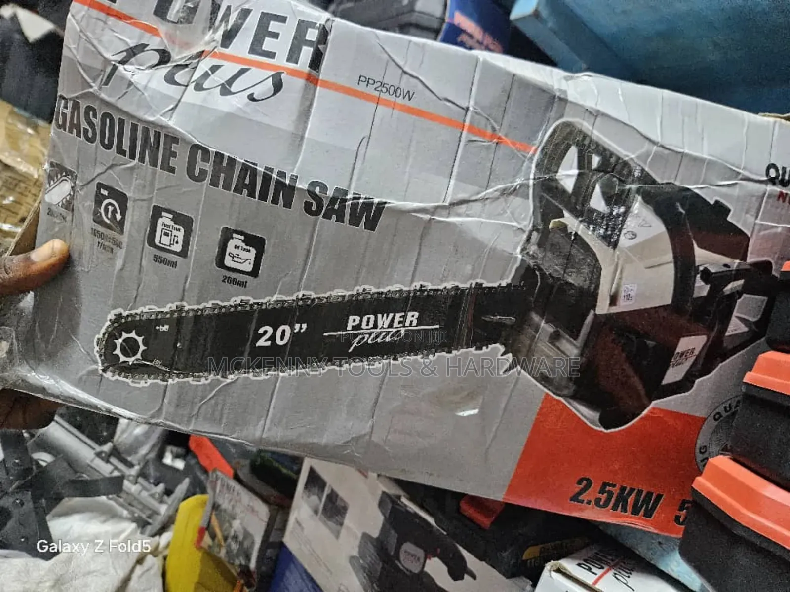 Power Plus Pp2500w Gasoline Chain Saw.