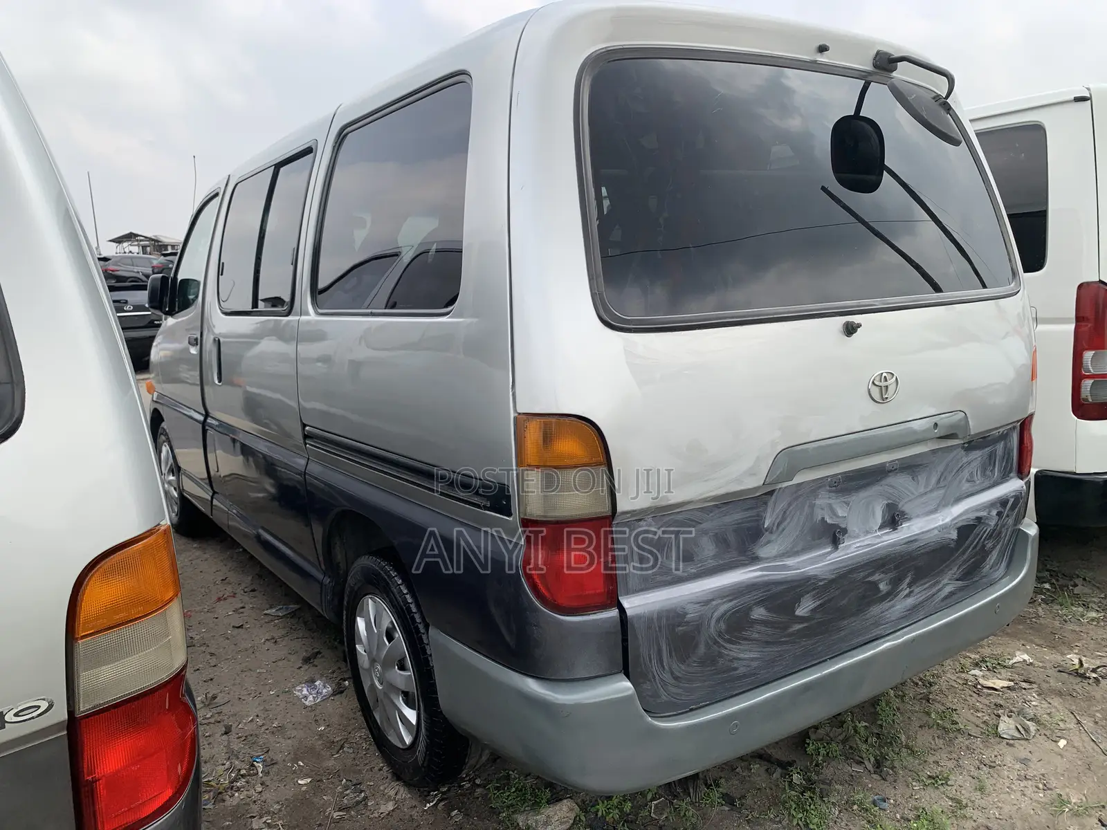 Toyota Grand HiAce 2005 Silver