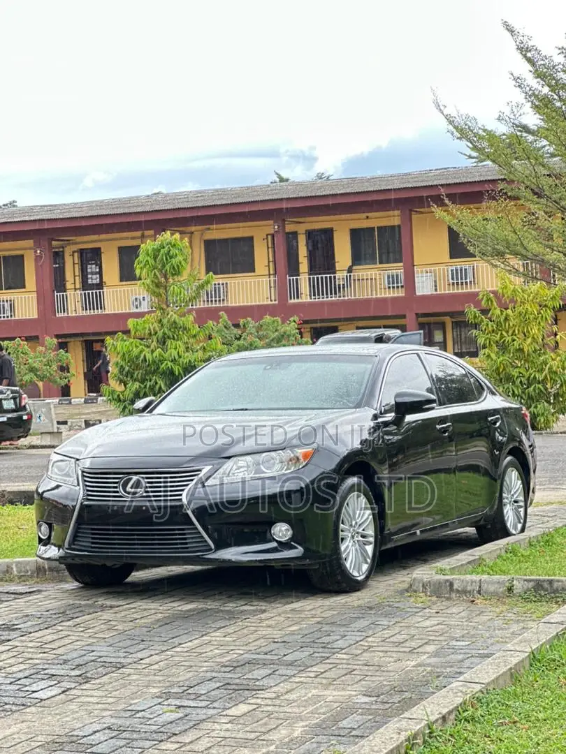 Lexus ES 2014 Black