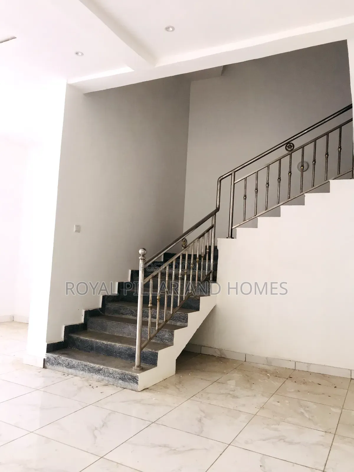 4bdrm Duplex in Durumi American for rent