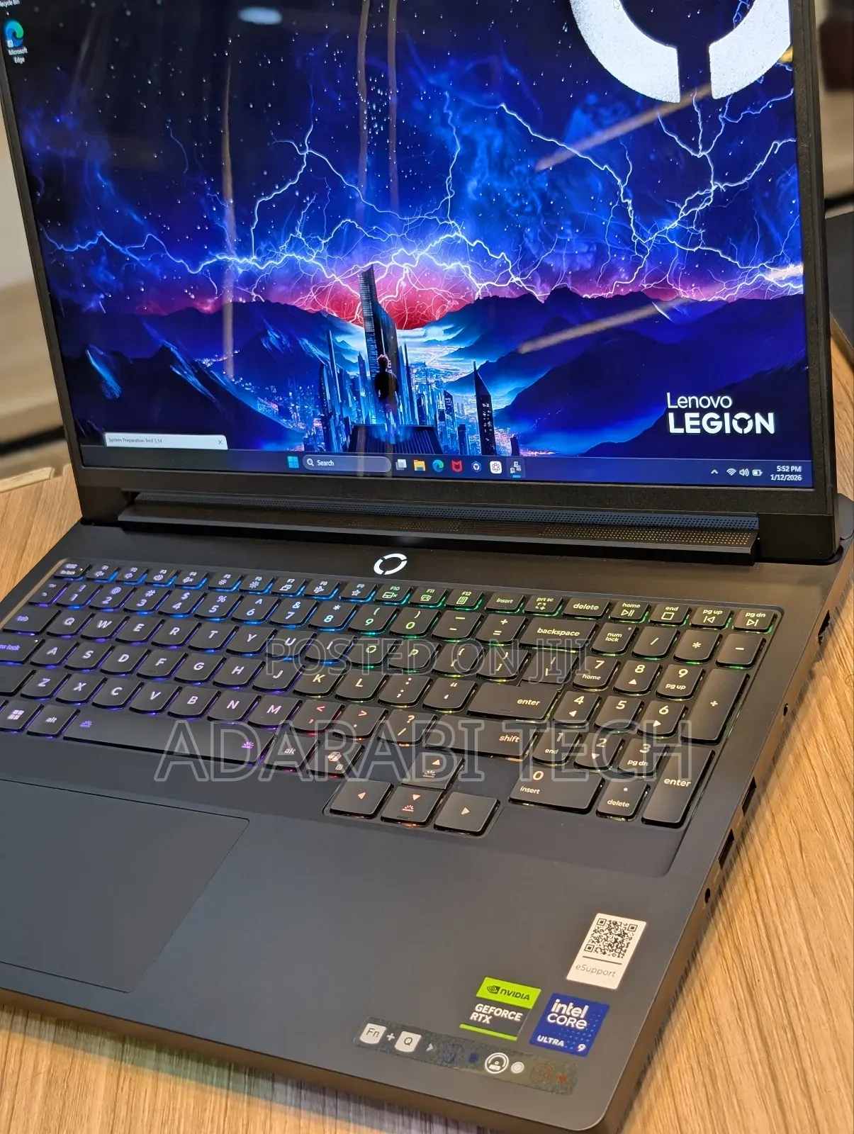 Laptop Lenovo Legion 7 64GB Intel Core Ultra 9 SSD 1T