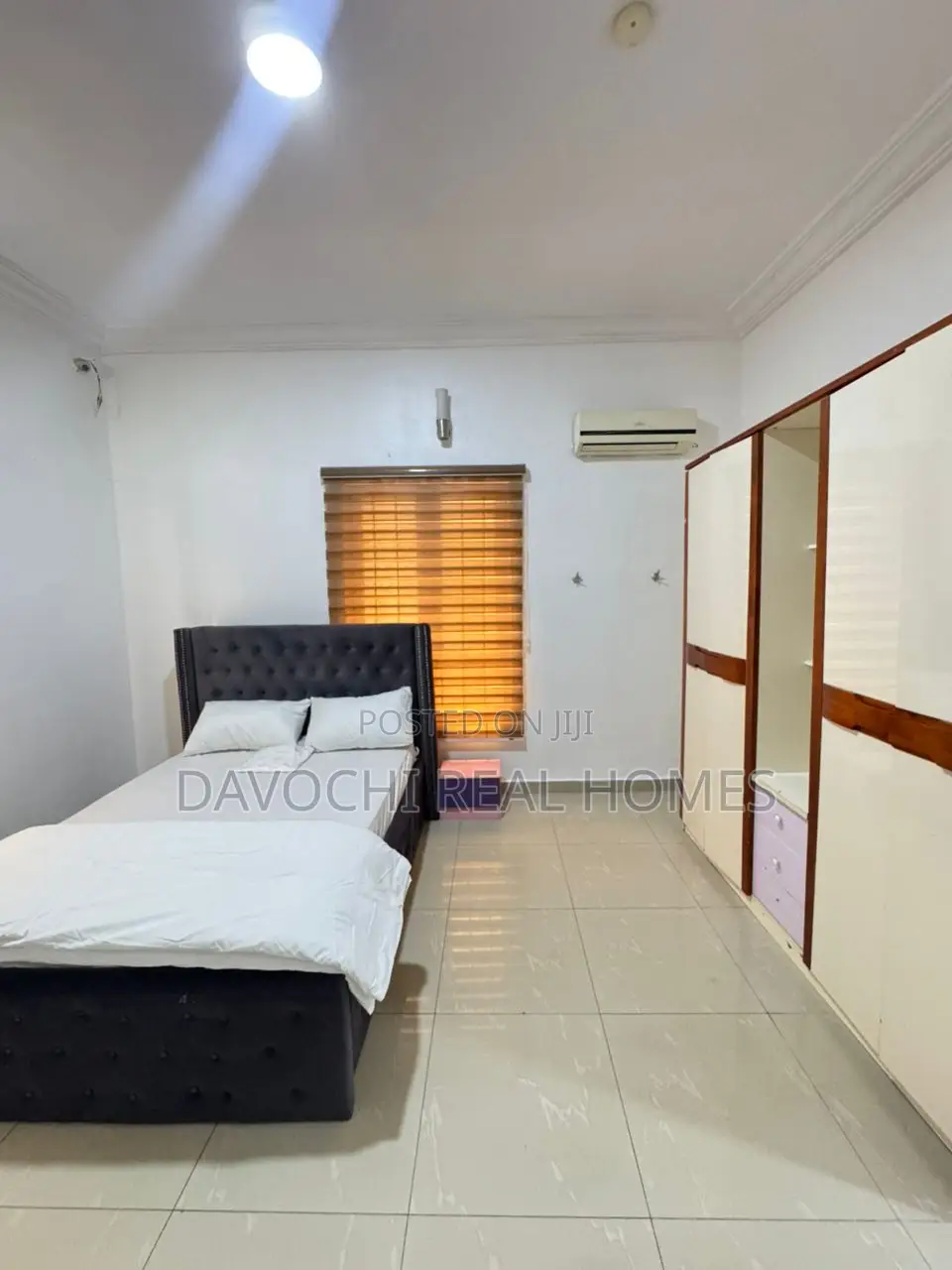 5bdrm Duplex in Chevron Drive for rent