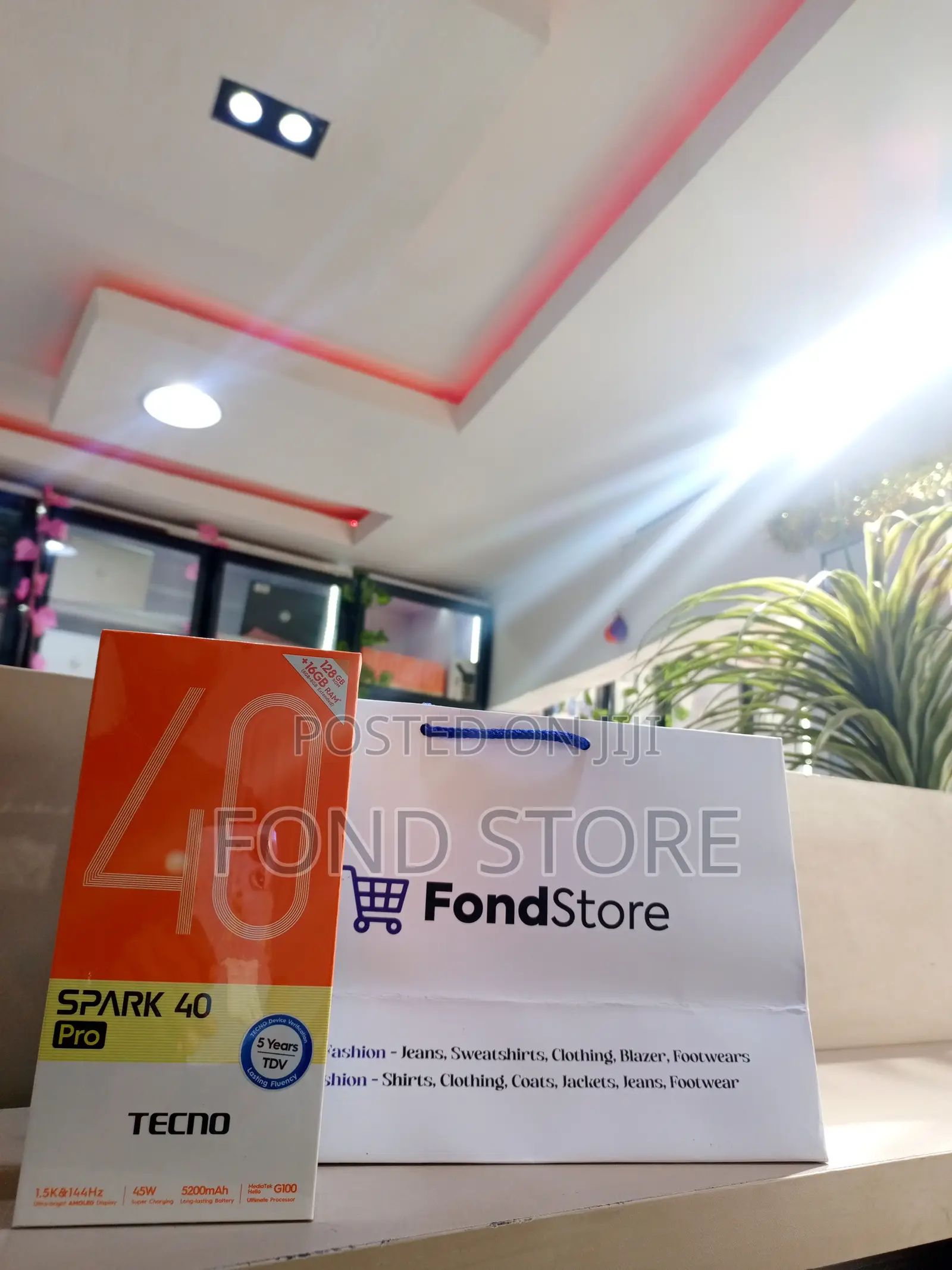 New Tecno Spark 40 Pro 128 GB Black