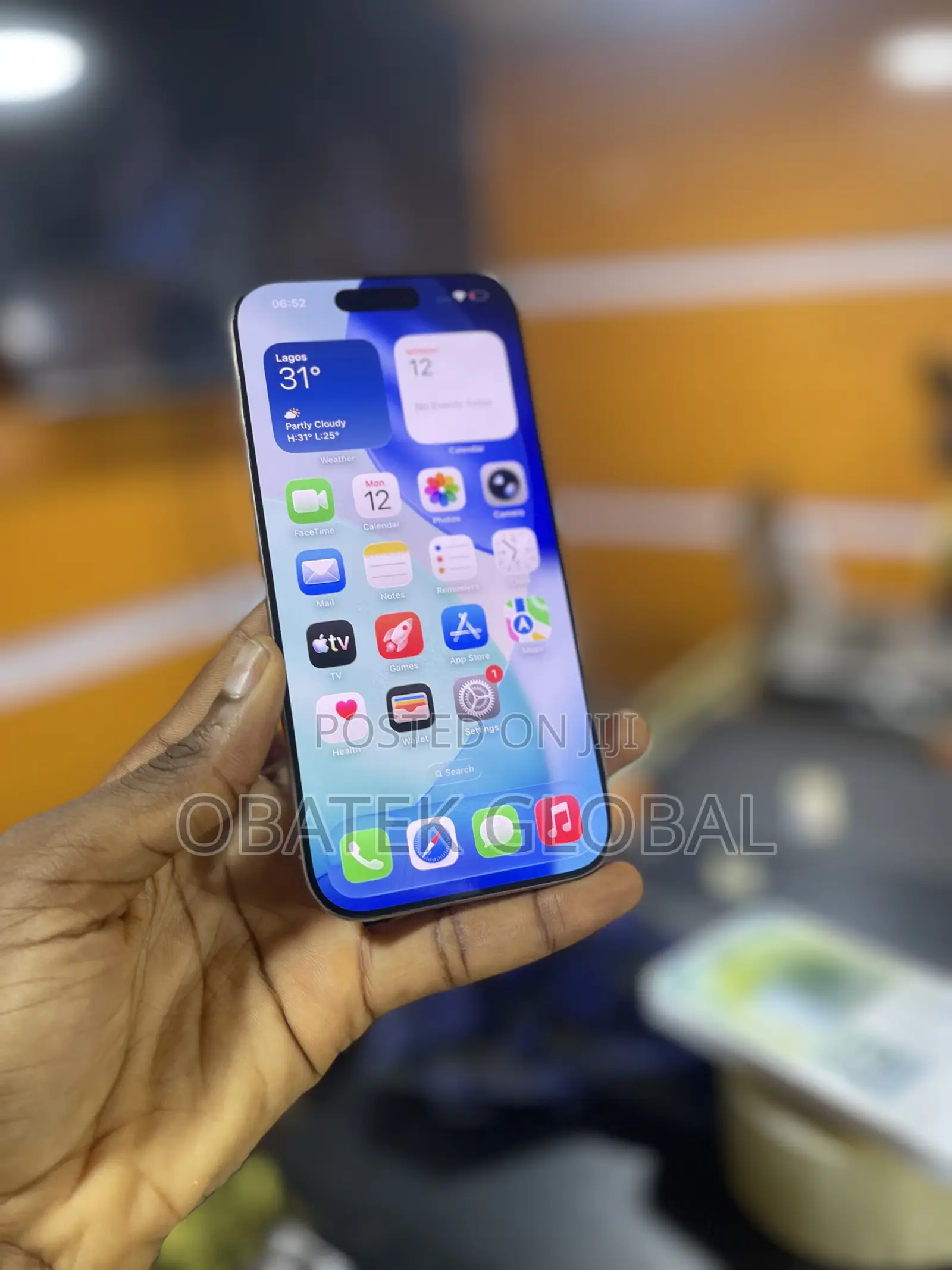 Apple iPhone 16 Pro 128 GB Gold