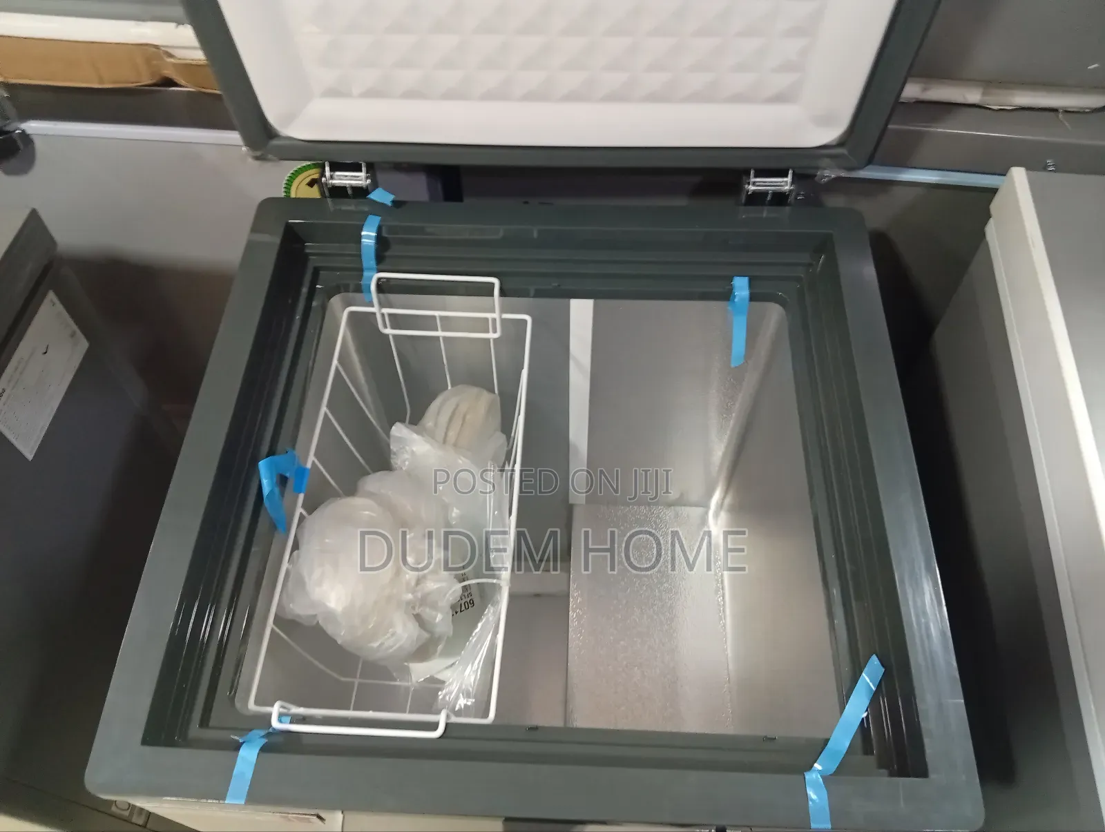 Scanfrost Chest Freezer 2fit 3 Year Warranty 93litres