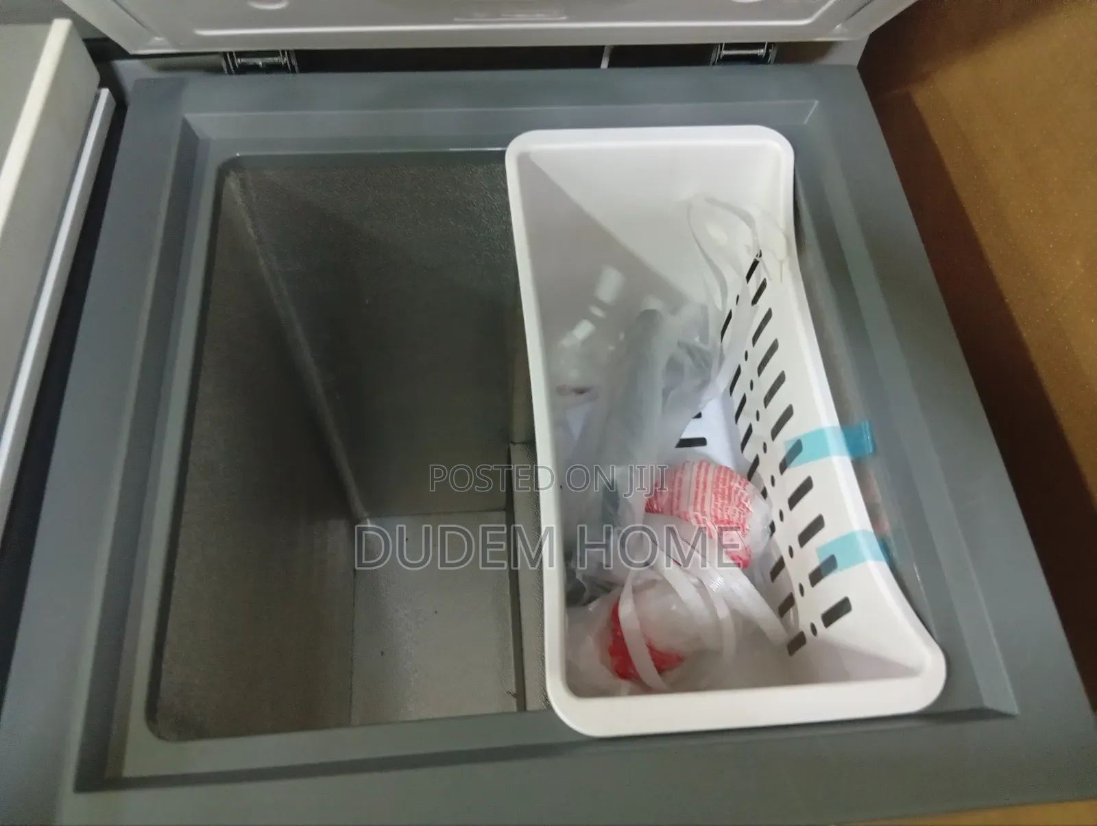 Skyrun Chest Freezer 2fit 100litres