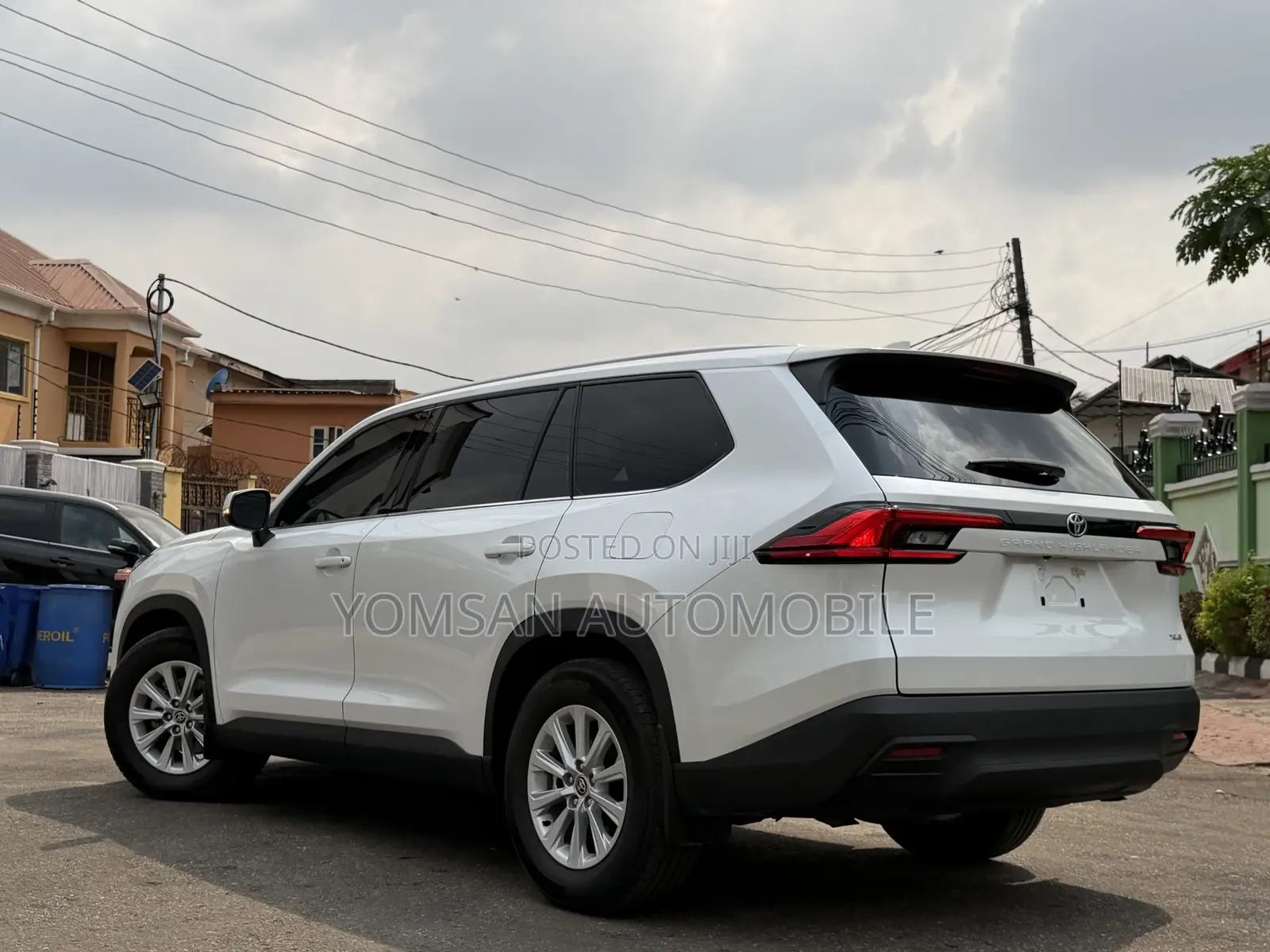 Toyota Highlander XLE AWD 2024 White