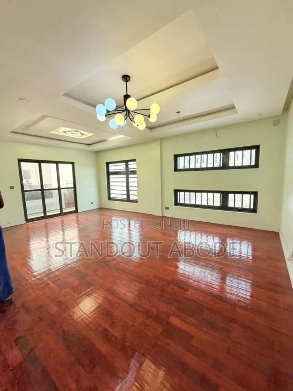 5bdrm Duplex in In A Gated Estate, Maryland for sale