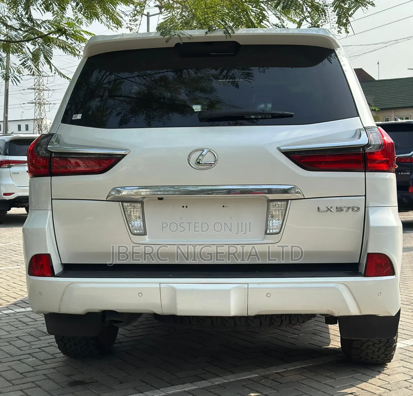 Lexus LX 2016 White