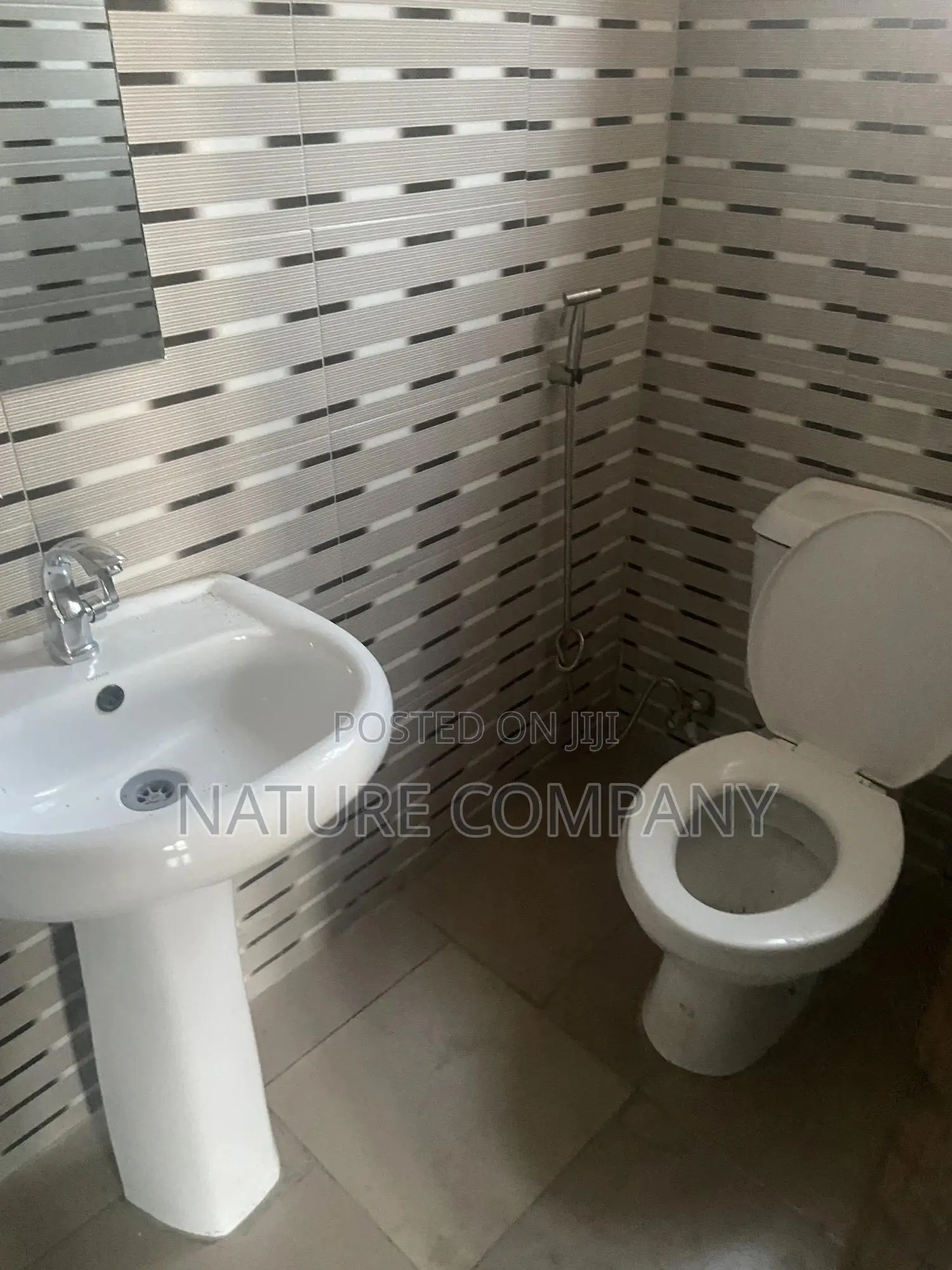 2bdrm Block of Flats in Omole Phase 2 for rent