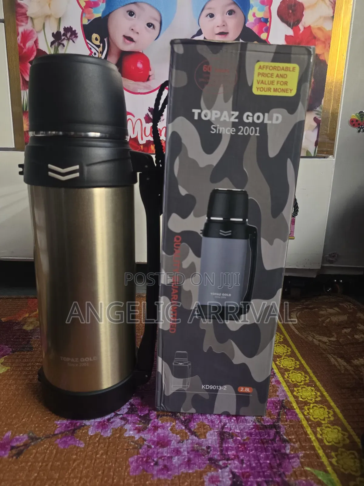 Topaz Gold Vacuum Flask. 2.8litre
