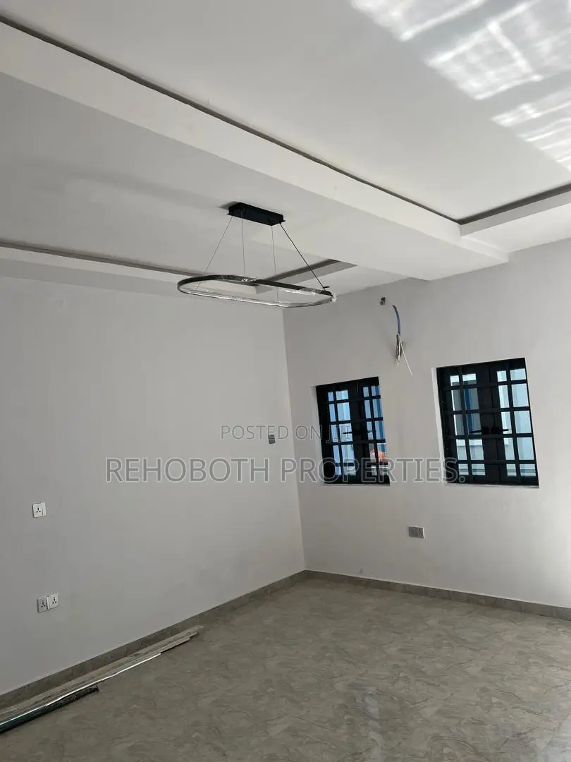 2bdrm Block of Flats in Richies Garden, Rind Road for sale