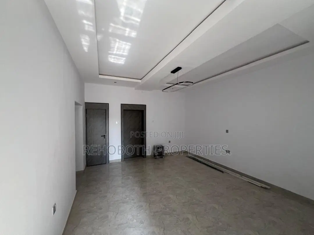 2bdrm Block of Flats in Richies Garden, Rind Road for sale