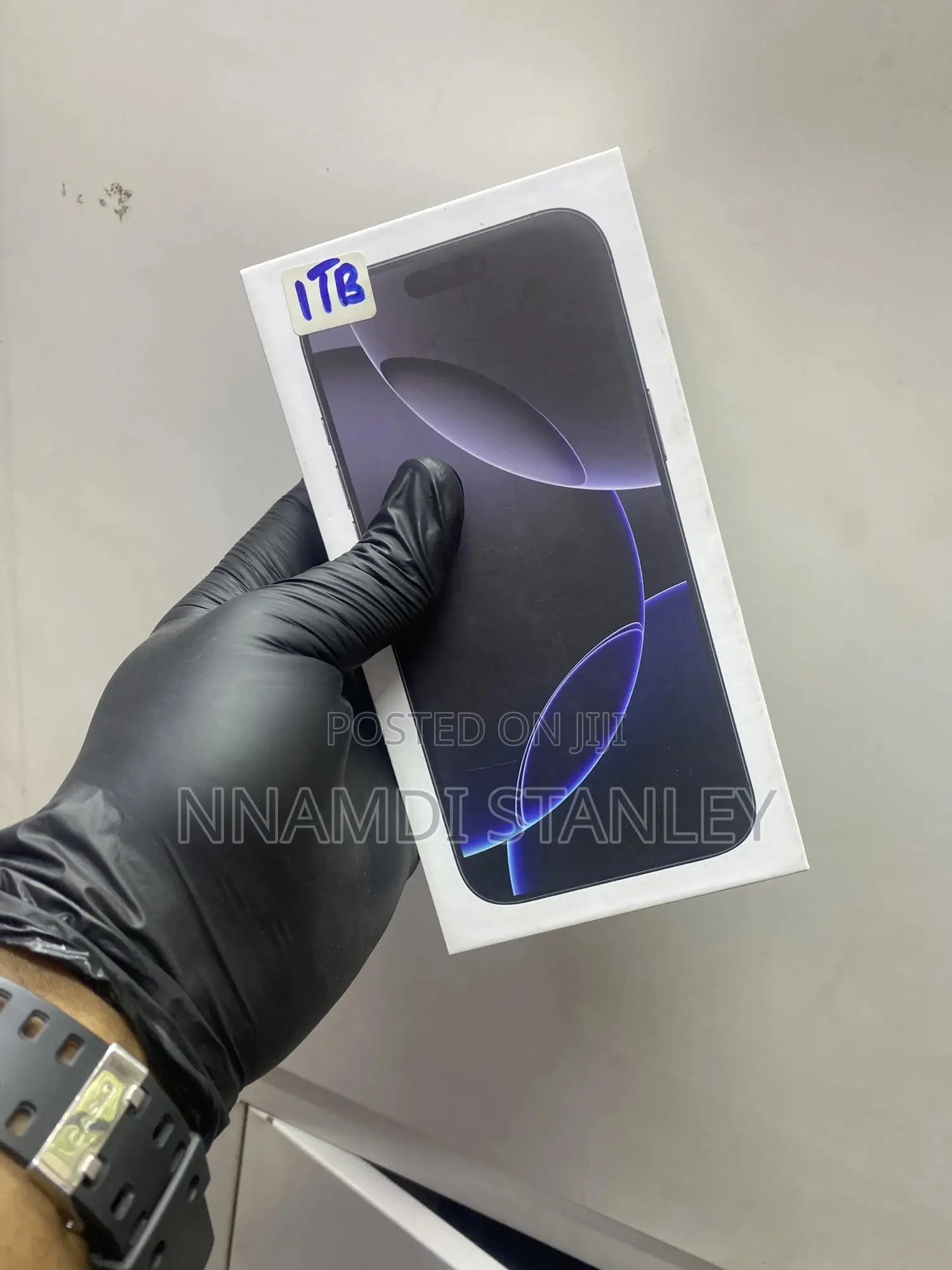 New Apple iPhone 16 Pro Max 1 TB Blue