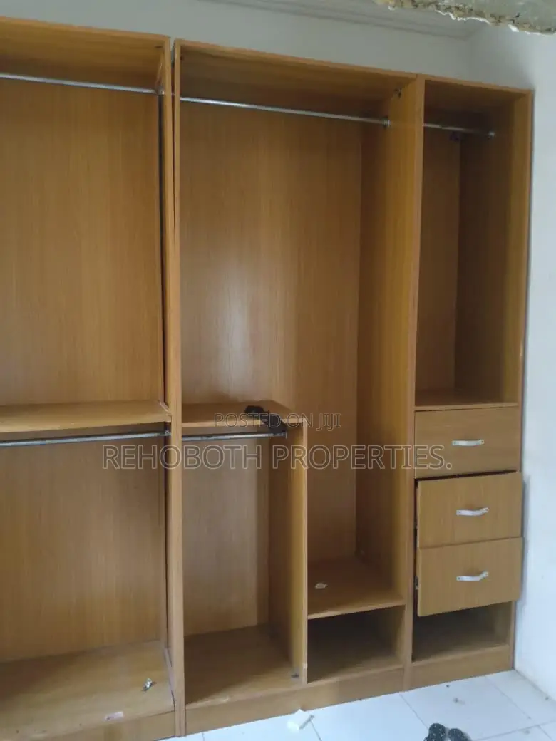2bdrm Bungalow in Idi Ahun Elebu, Akala Express for rent