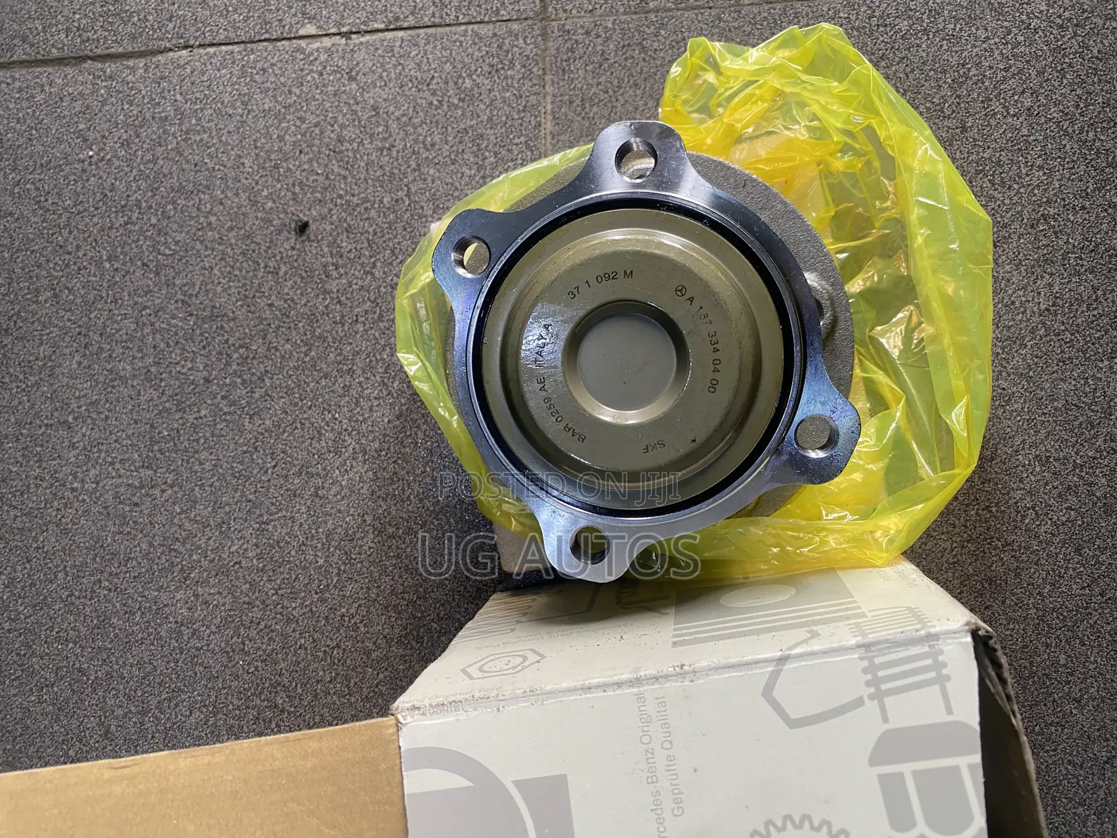 Front Hub Ml350 (W167) Mercedes Benz