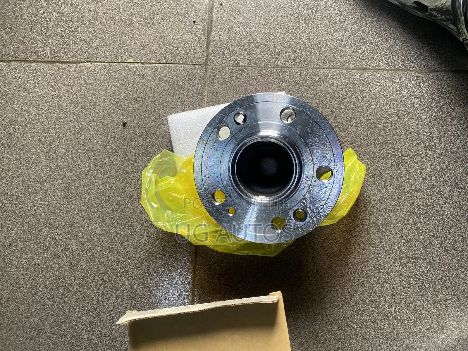 Front Hub Ml350 (W167) Mercedes Benz