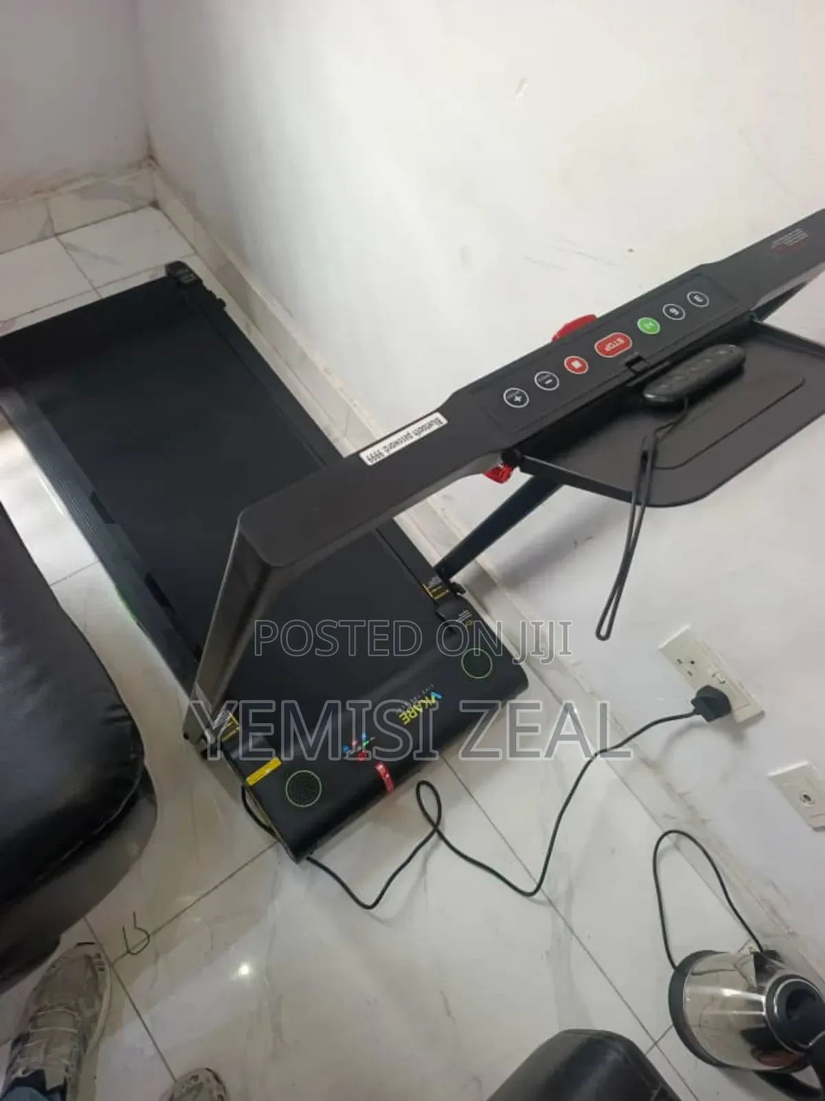 2.5hp With 130kg User Weight, Incline And Bluetooth