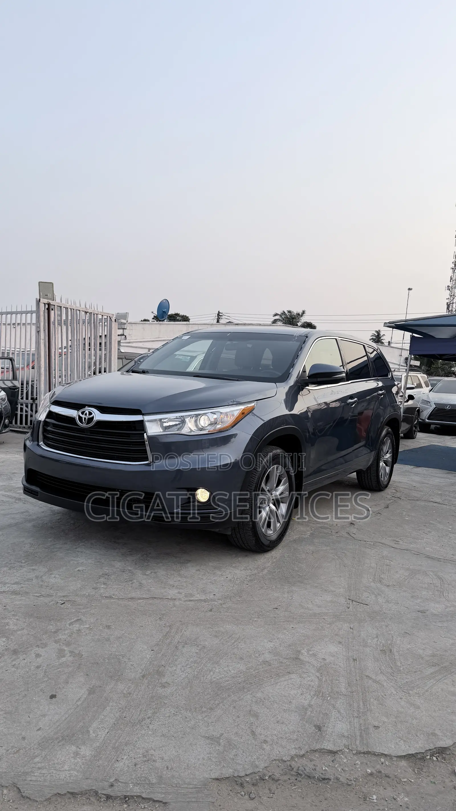 Toyota Highlander LE 4dr SUV AWD (3.5L 6cyl 6A) 2015 Blue