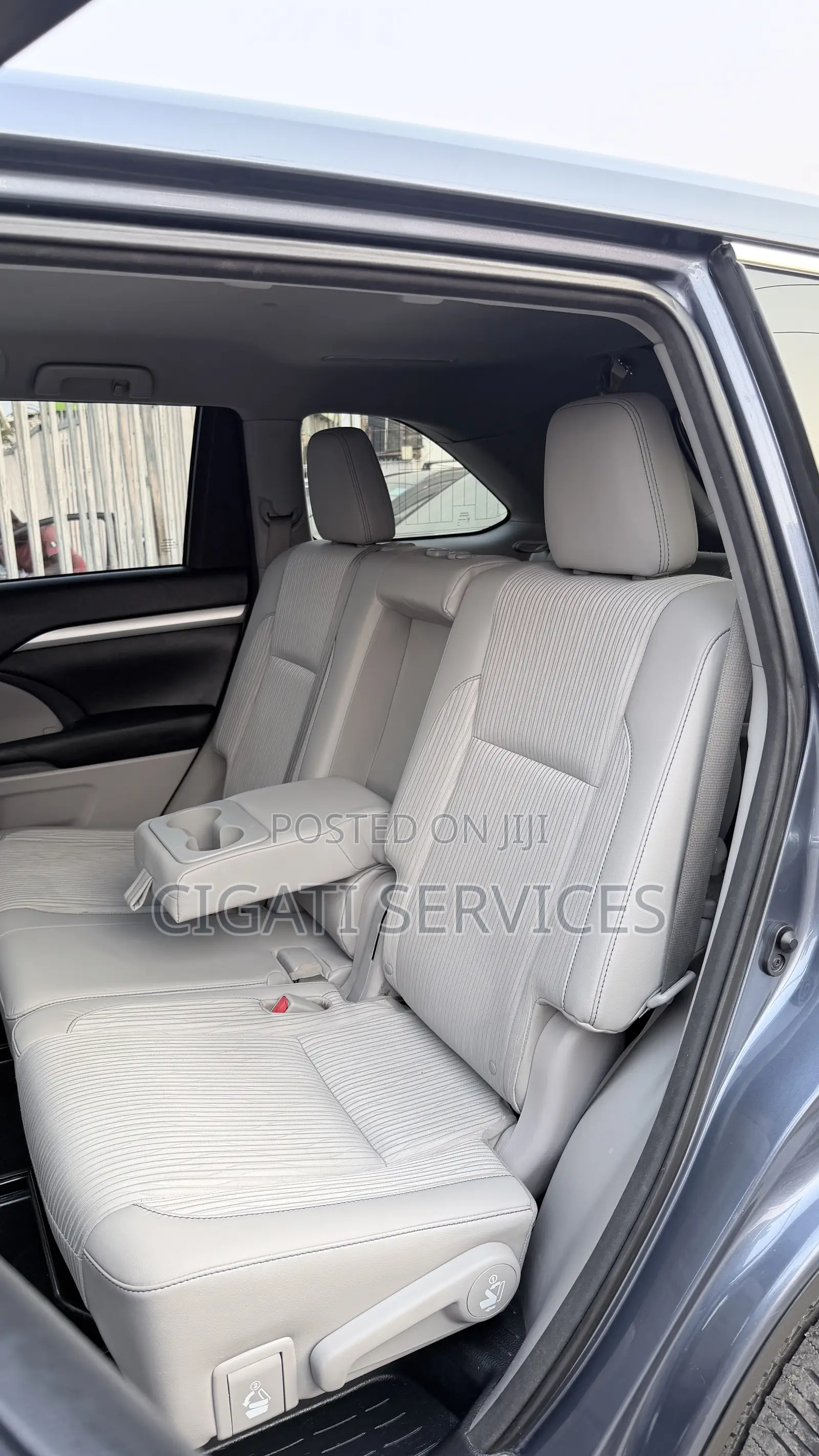 Toyota Highlander LE 4dr SUV AWD (3.5L 6cyl 6A) 2015 Blue