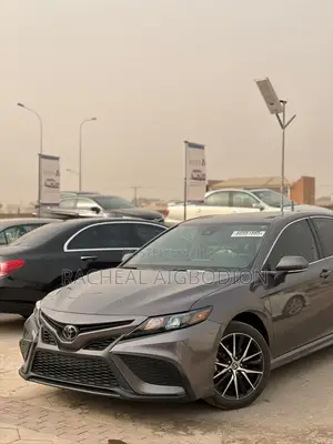 Toyota Camry 2024 Gray