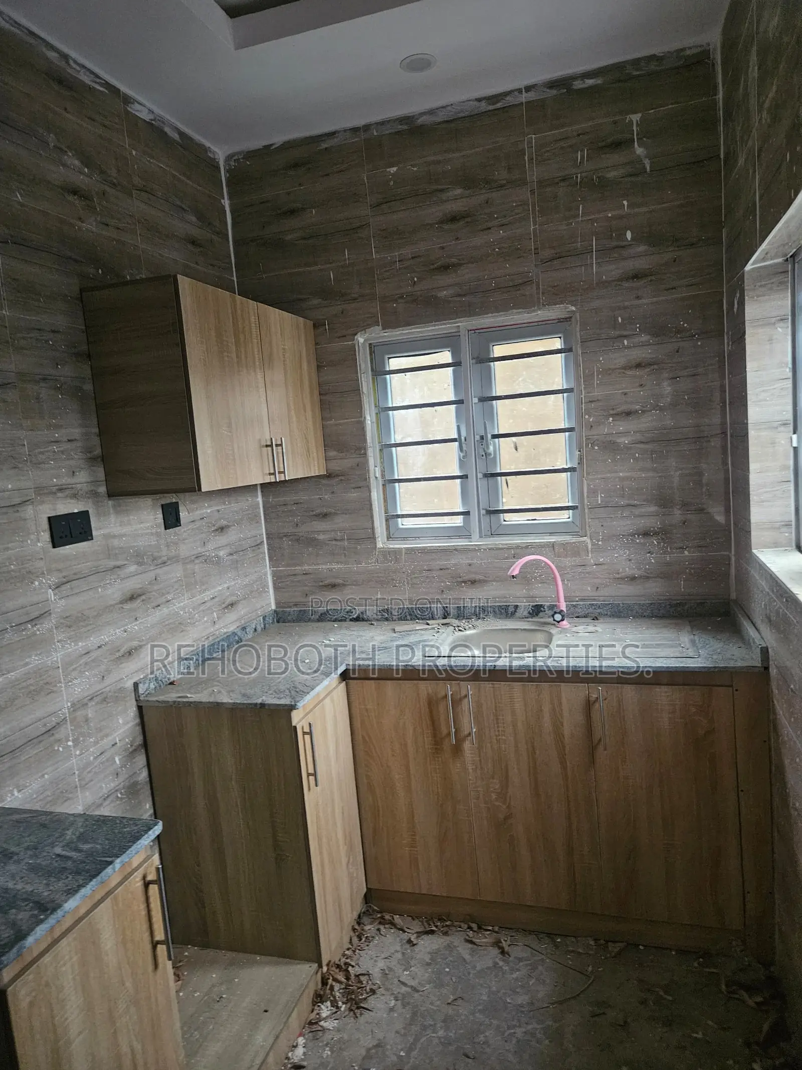 2bdrm Apartment in Akogi Jankata, Akala Express for rent