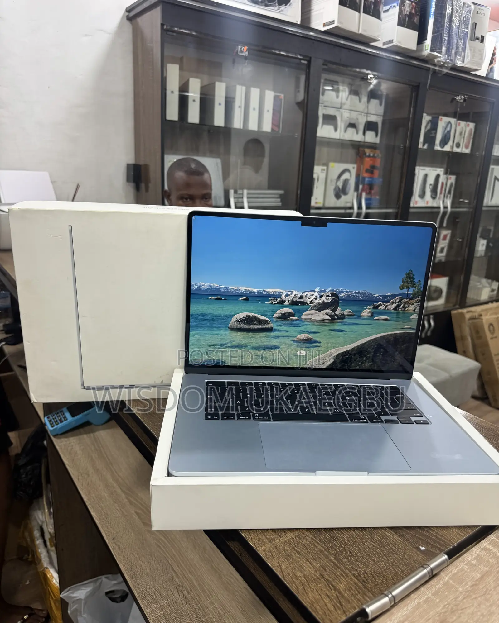 Laptop Apple MacBook Air 2025 M4 15-Inch 16GB Apple M4 SSD 512GB