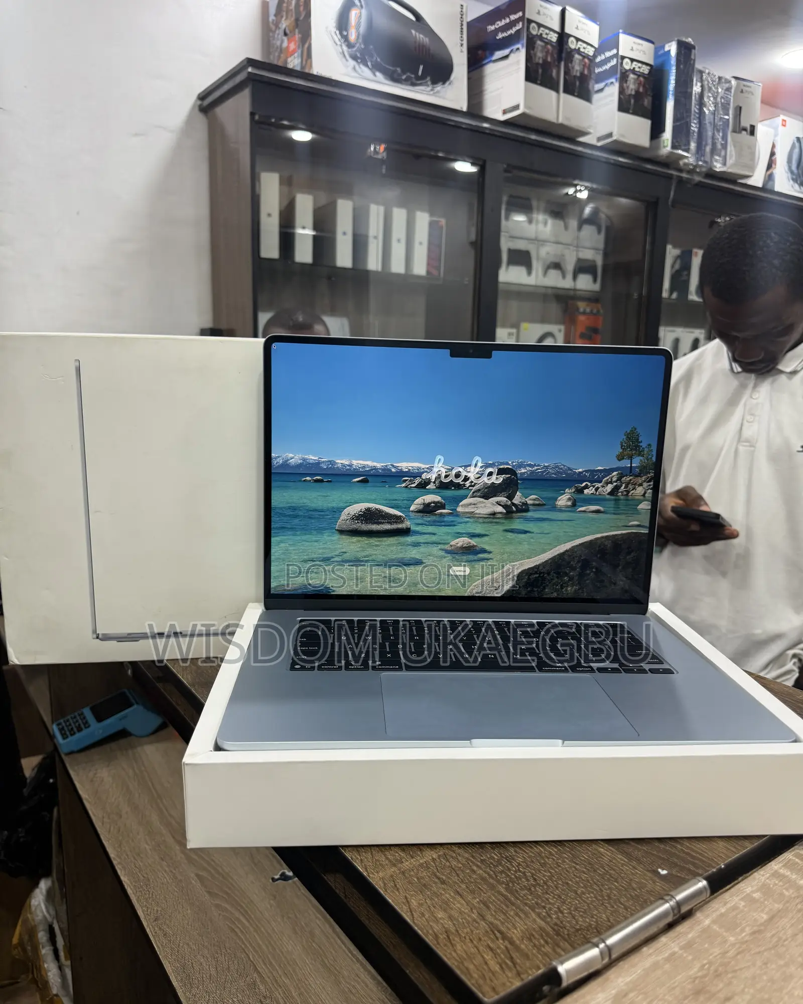 Laptop Apple MacBook Air 2025 M4 15-Inch 16GB Apple M4 SSD 512GB