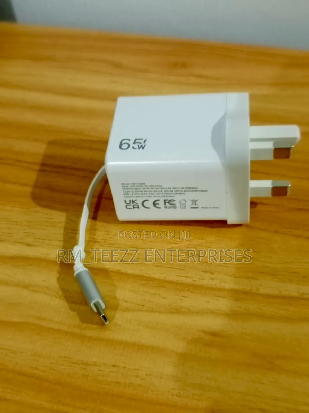 65w Gan Fast Charger With Built-in Retractable Type-c Cable