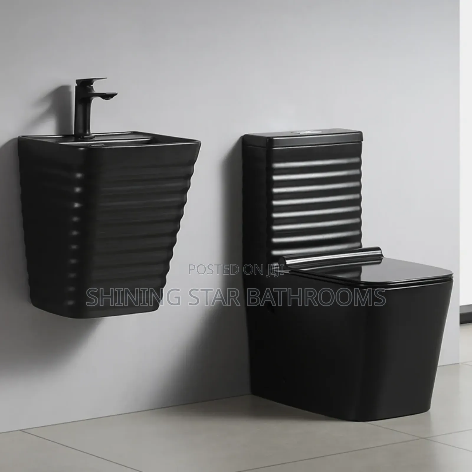 Luxury Patterned Black Toilet Set With Basin