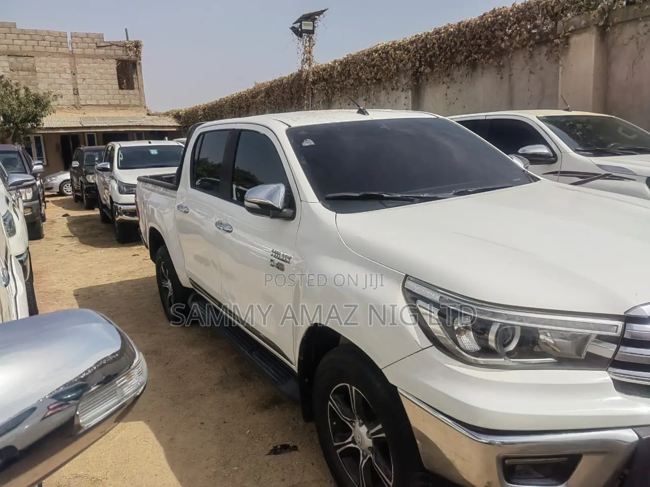 Toyota Hilux SR5 4x4 2018 White