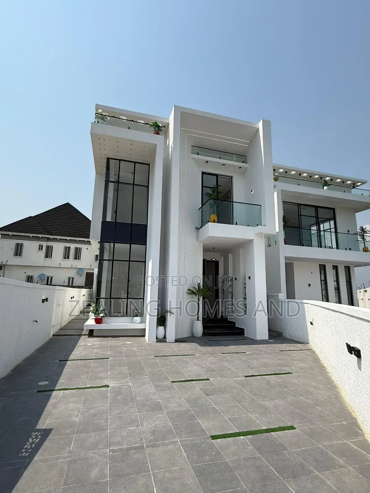 Furnished 5bdrm Duplex in Chevron Estate Lekki for sale